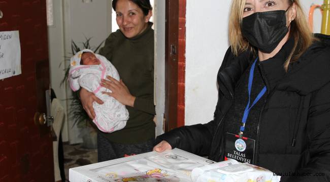 Talas Belediyesi'nden bebek sahibi olanlara hediye