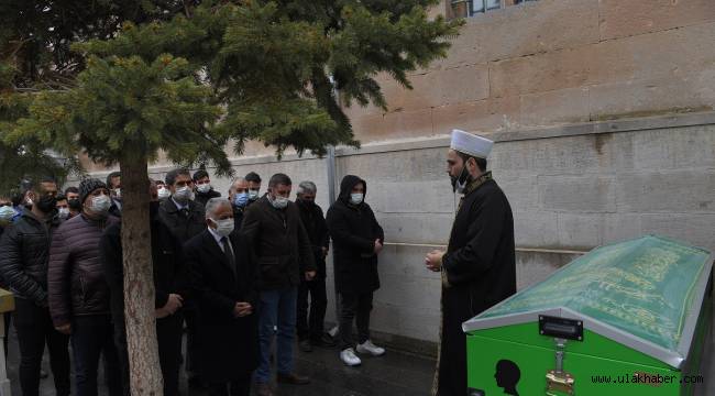 Trafik kazasında hayatını kaybeden KASKİ çalışanı son yolculuğuna uğurlandı