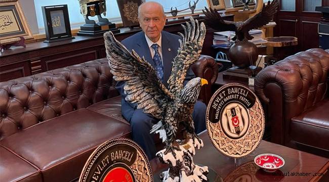 MHP Lideri Devlet Bahçeli, Beşiktaş'ı kutladı