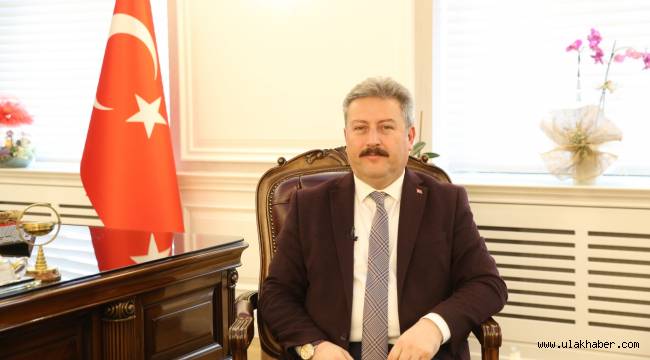 Başkan Palancıoğlu'ndan başarılı öğrenci Derin Şahin'e tebrik