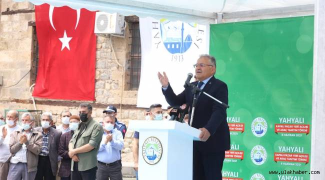 Büyükkılıç'tan Özhaseki'ye övgüler: Yiğidi öldür, hakkını yeme