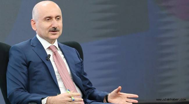 Karaismailoğlu: Kanal İstanbul Marmara'daki su kalitesini artırıp deniz salyasını da bitirecek