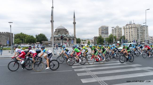 18 ülkeden 250 bisiklet yarışçısı Kayseri'de pedal çevirdi