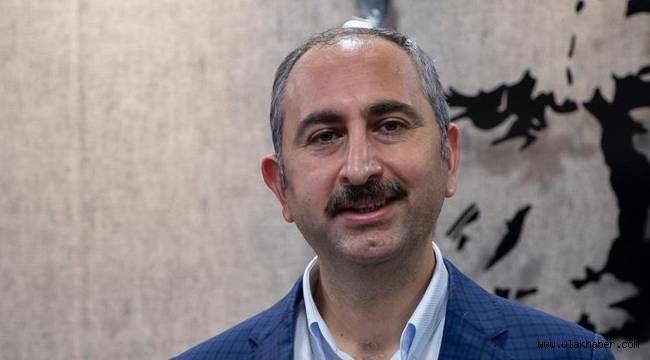 Bakan Gül: Yanan alanlara tek bir çivi çakılmasına izin vermeyeceğiz