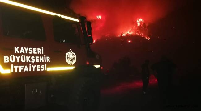 Kayseri İtfaiyesi, Muğla'daki yangın söndürme çalışmalarında yer almaya devam ediyor