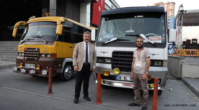 Klasik otomobil tutkunları Kayseri'de bir kez daha buluştu