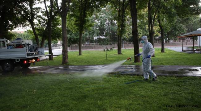 Melikgazi'de ilaçlama çalışmaları sürüyor