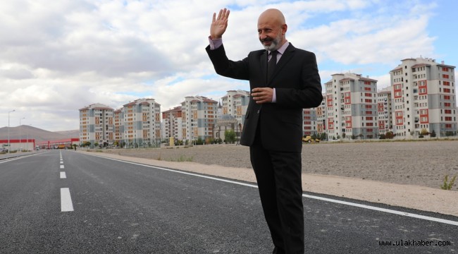 Başkan Çolakbayrakdar: Hizmetlerimizle yeni bir şehir kuruyoruz