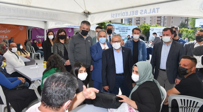 Büyükkılıç'tan üniversiteli öğrencilere "hoş geldiniz" ziyareti