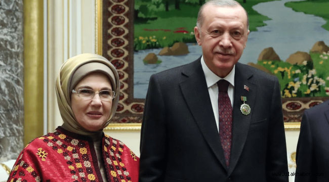 Erdoğan: Bugün de hastalığı hafif şekilde geçiriyoruz