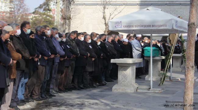 MHP Eski İl Başkanı Zeynel Temur, toprağa verildi