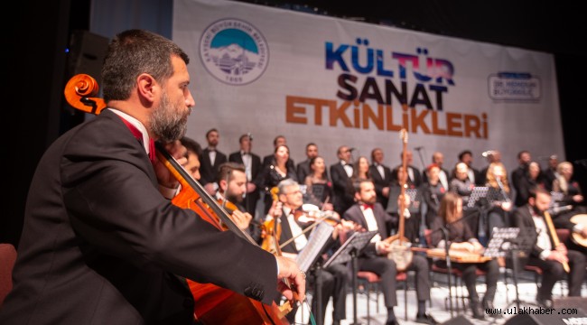 Büyükşehir, Türk Sanat Müziği Konseri ile vatandaşa müzik ziyafeti sundu