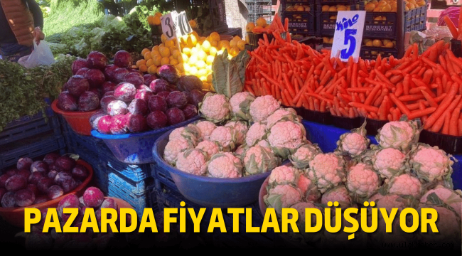 Semt pazarında fiyatlar düşmeye başladı