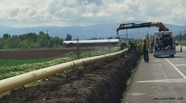 Sarıoğlan'da doğalgaz çalışmaları hız kesmeden sürüyor