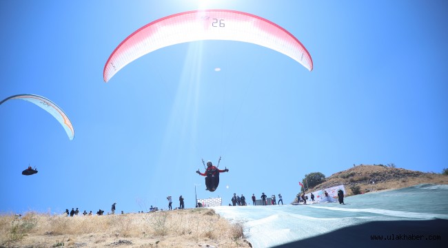 Türkiye Yamaç Paraşütü Şampiyonası başlıyor