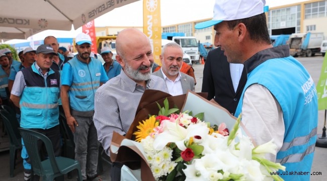 Başkan Çolakbayrakdar, saha çalışanlarıyla bayramlaştı