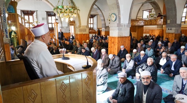 Yahyalı'da depremde hayatını kaybeden vatandaşlarımız için Mevlid okundu