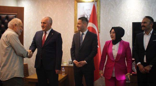MHP Kayseri İl Teşkilatı'nda bayramlaşma töreni gerçekleştirildi 